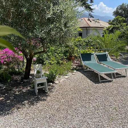 Lo Sceriffo Delightful In Dreamy Garden Ac *