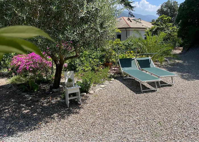 Lo Sceriffo Delightful In Dreamy Garden Ac *